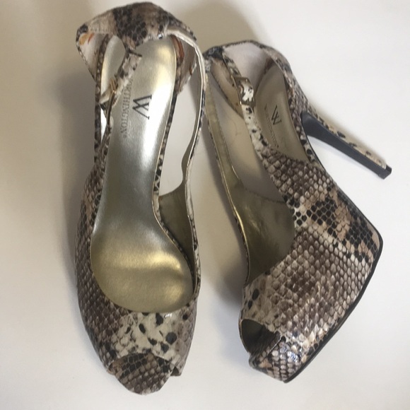 WORTHINGTON snake print High Heel Pumps Size 8